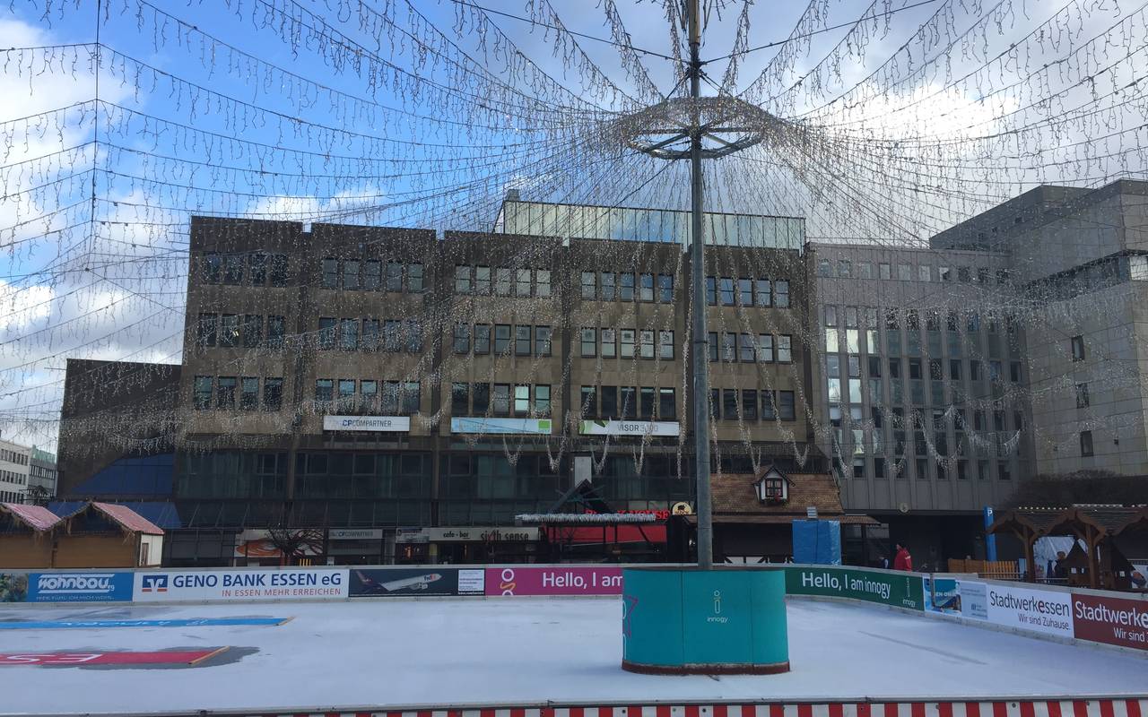 Eisbahn Kenedyplatz