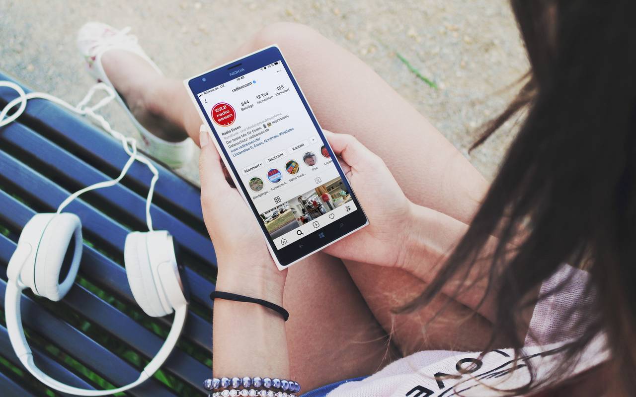Radio Essen Instagram Profil im Smartphone
