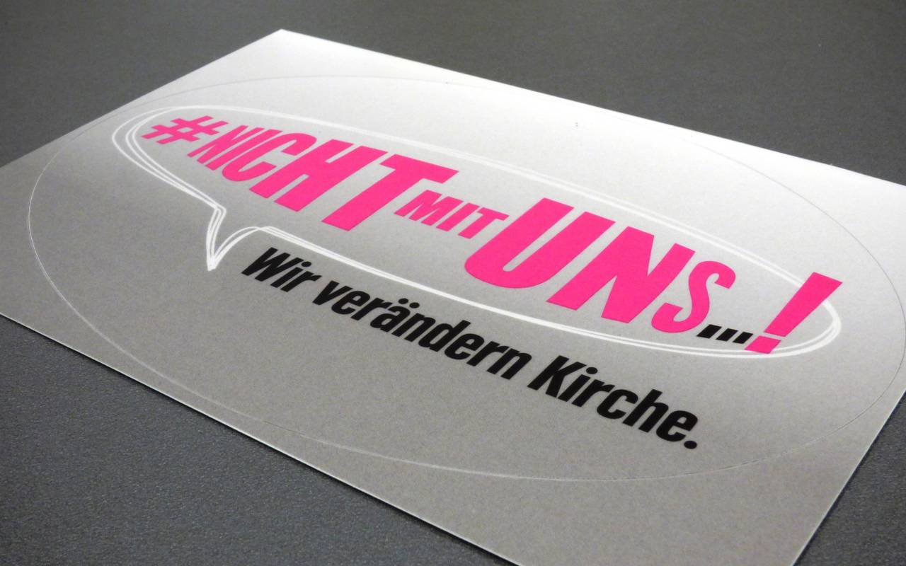 Demonstration in der Innenstadt Essen mit #NichtMitUns, Maria 2.0 und der Kfd Essen