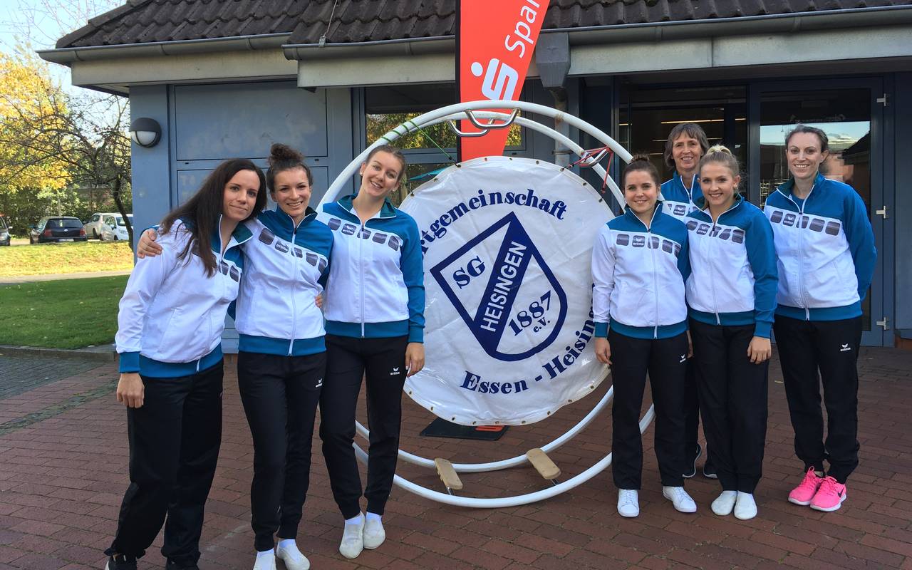 Trainer und Turnerinnen der SG Heisingen