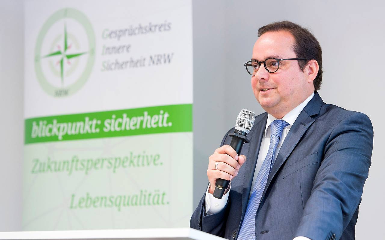 Thomas Kufen bei Sicherheitskonferenz