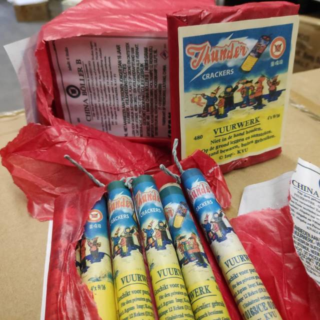 Feuerwerk Böller Raketen Radio Essen