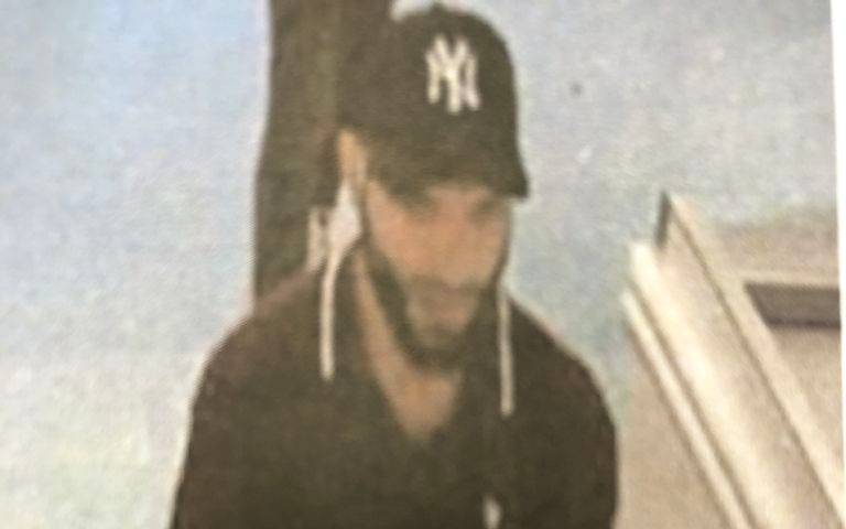 Die Polizei sucht derzeit nach drei potentiellen Ladendieben