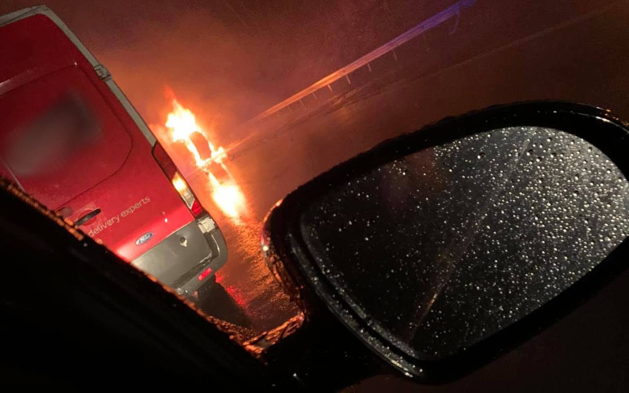 Unfall a 52 feuer radio essen