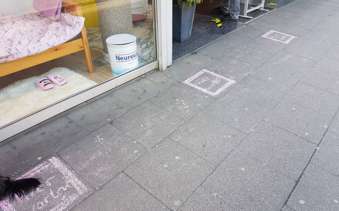 Die Apotheke am Wasserturm in Essen hat Vorsichtsmaßnahmen gegen das Coronavirus getroffen.