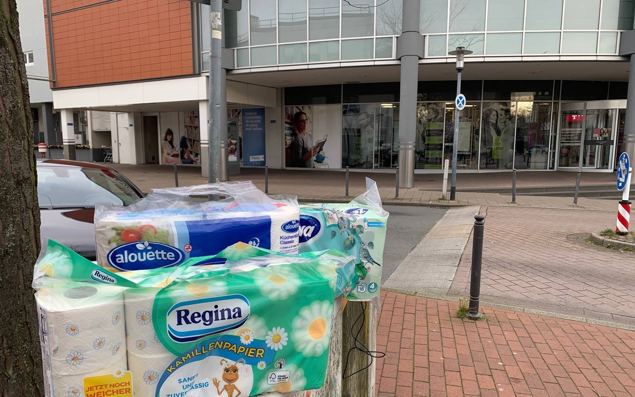Corona Klopapier Hamsterkäufe im Alleecenter Altenessen