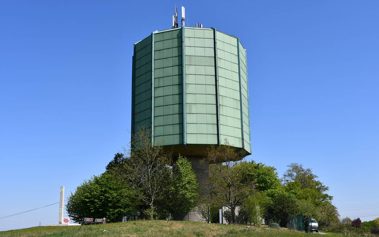 Wasserturm in Essen-Byfang: In Corona-Zeiten verbrauchen die Essener täglich mehr Wasser