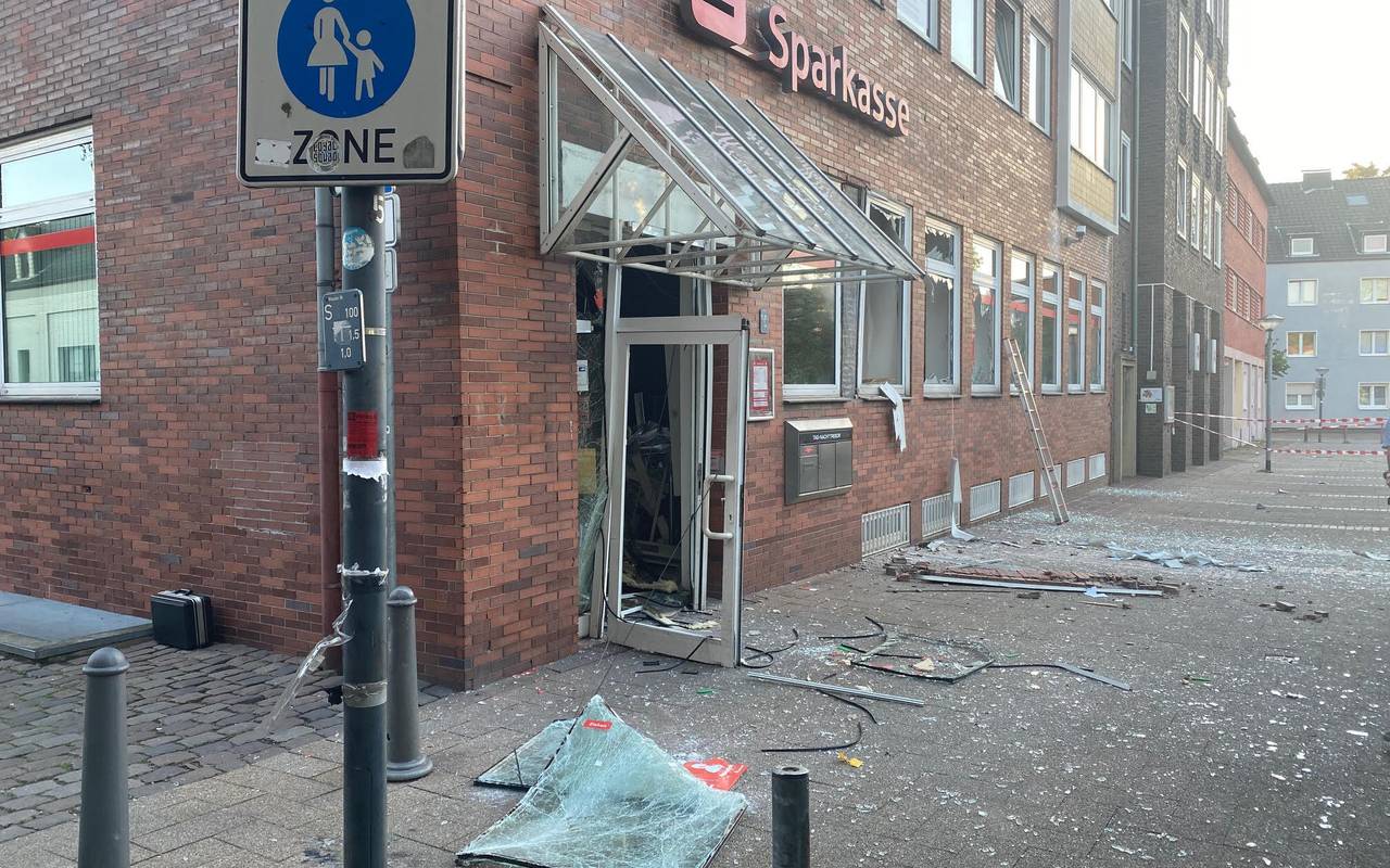 Nach der Automatensprengung in Karnap soll die Sparkassen-Filiale dort neu aufgebaut werden.