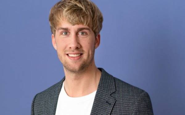 Phillip Rosenau von der SPD Essen hat in seinem Wahlbezirk gewonnen.