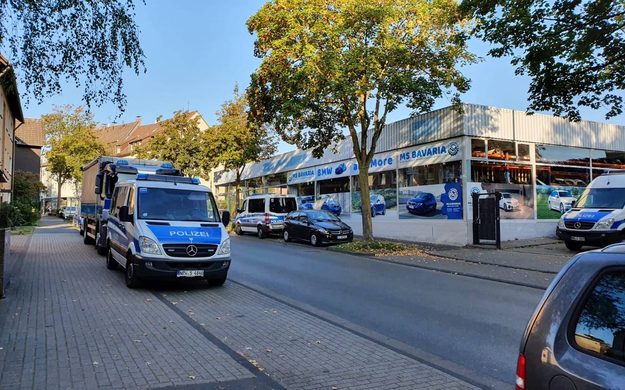 razzia-polizei-essen-germaniastrasse