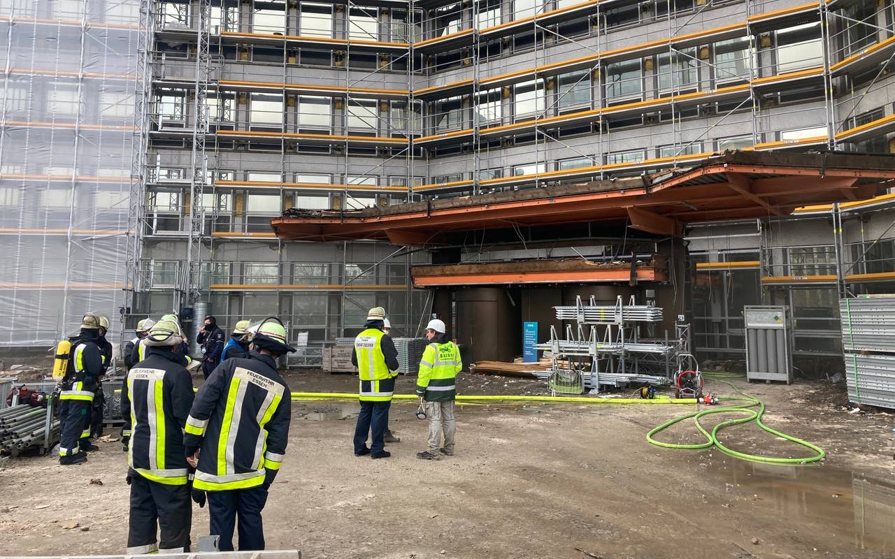 Brand in der alten RWE-Zentrale in Essen