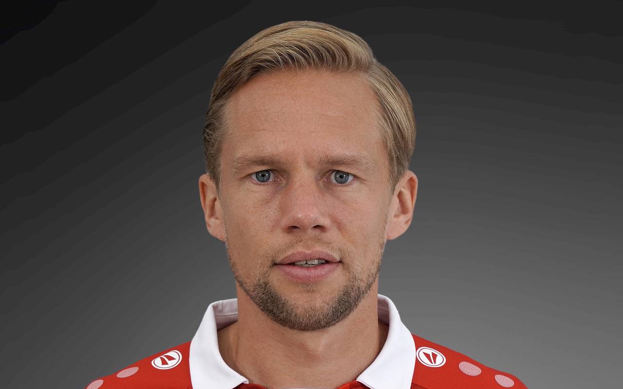 grote_dennis-rot-weiss-essen-fussball-mannschaft-radio-essen-bergeborbeck-hafenstrasse-kader