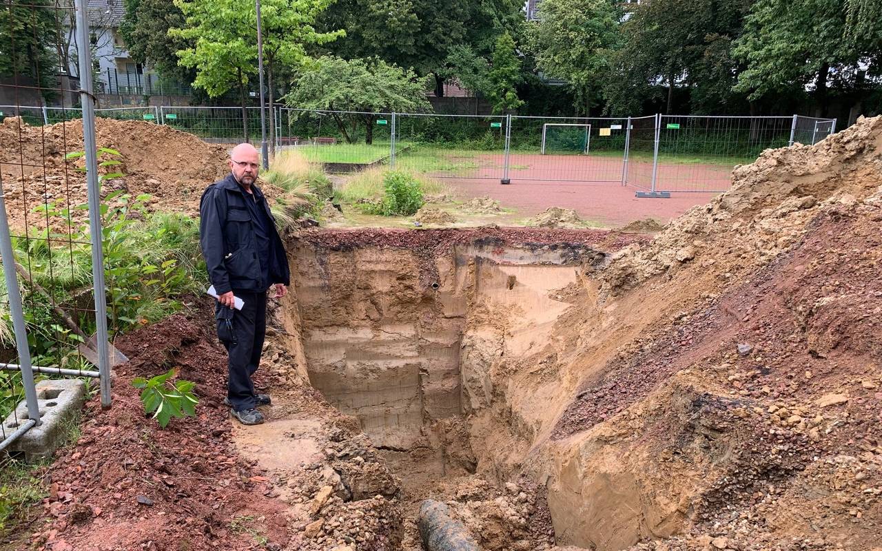  Entschaerfer-frank-stommel-blindgaenger-bombe-radio-essen-baustelle-ruettenscheid