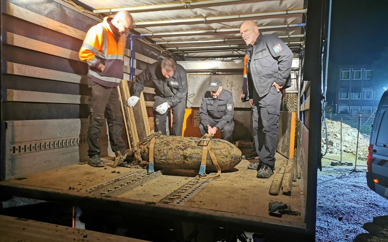  bombe-blindgaenger-bombe-radio-essen-baustelle-ruettenscheid