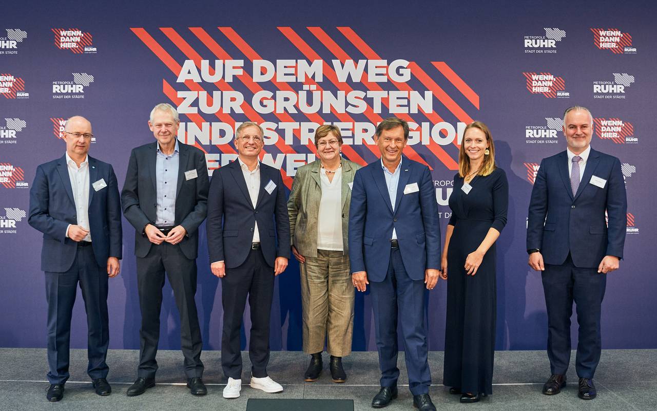 Wie wird die Metropole Ruhr grünste Industrieregion der Welt? Eine Veranstaltung im Folkwang Museum (Gruppenfoto der Teilnehmer)