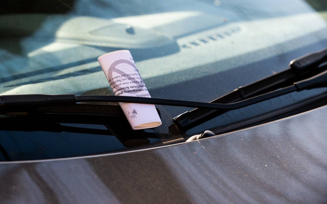 knöllchen-strafzettel-blitzer-falschparken-auto-ordnungsamt-radio-essen