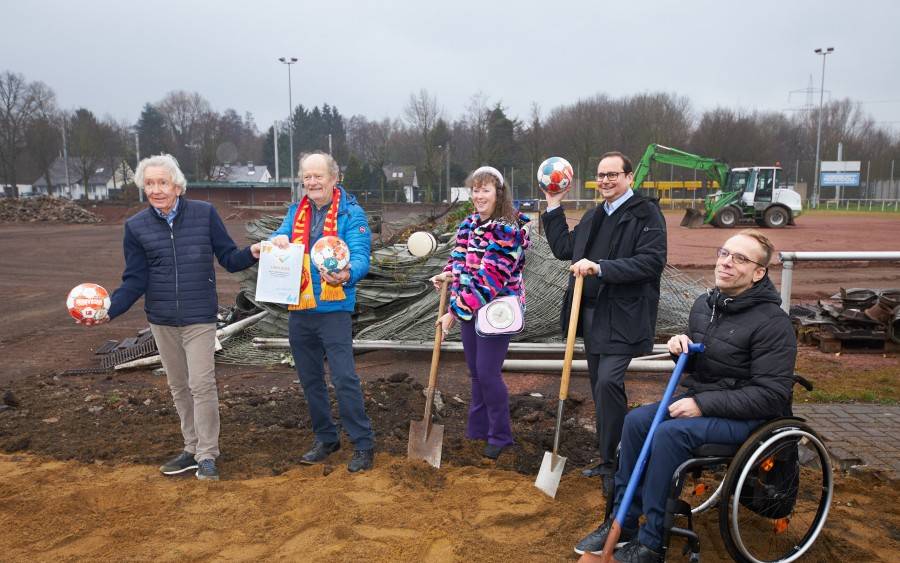 Spatenstich für neuen Bürgerpark in Essen-Frintrop
