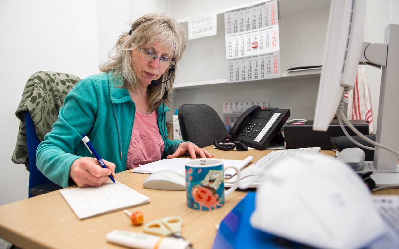 kontaktverfolgung-corona-gesundheitsamt-radio-essen
