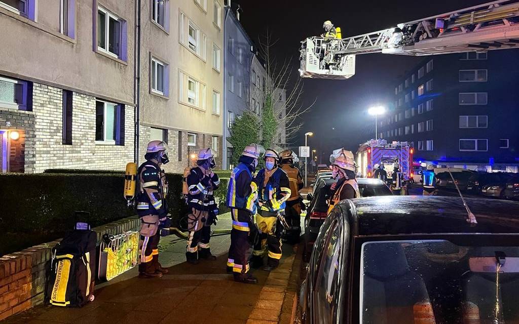 Feuer in Mehrfamilienhaus an der Kleinen Steubenstraße in Essen-Südostviertel