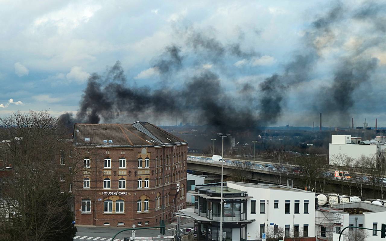 Die Rauchentwicklung in Essen war deutlich zu sehen.
