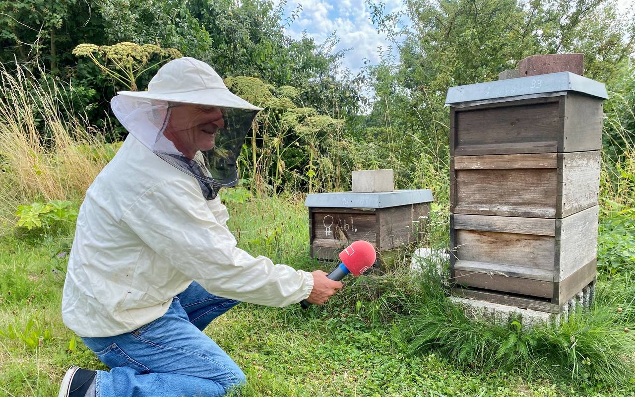 Volle Montur für Radio Essen-Stadtreporter Kostas Mitsalis.