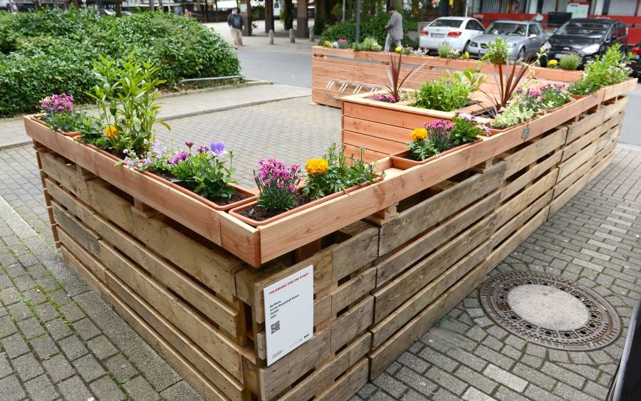 Parklett / Sitzgruppe an der Rottstraße in Essen 2022