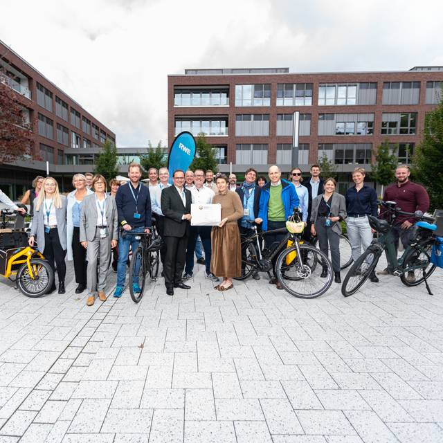 Der Energiekonzern RWE in Altenessen ist zum fahrradfreundlichen Arbeitgeber ernannt worden.