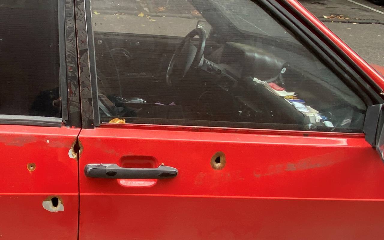 Einschusslöcher Auto Ukraine-radio-essen