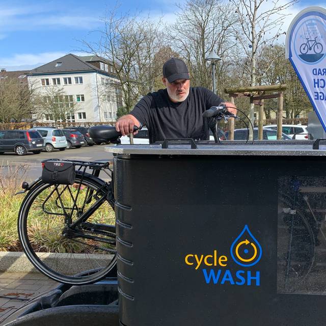 Fahrrad-Waschanlage-Waschstraße-Radio Essen Huttrop Franz-Sales-Haus
