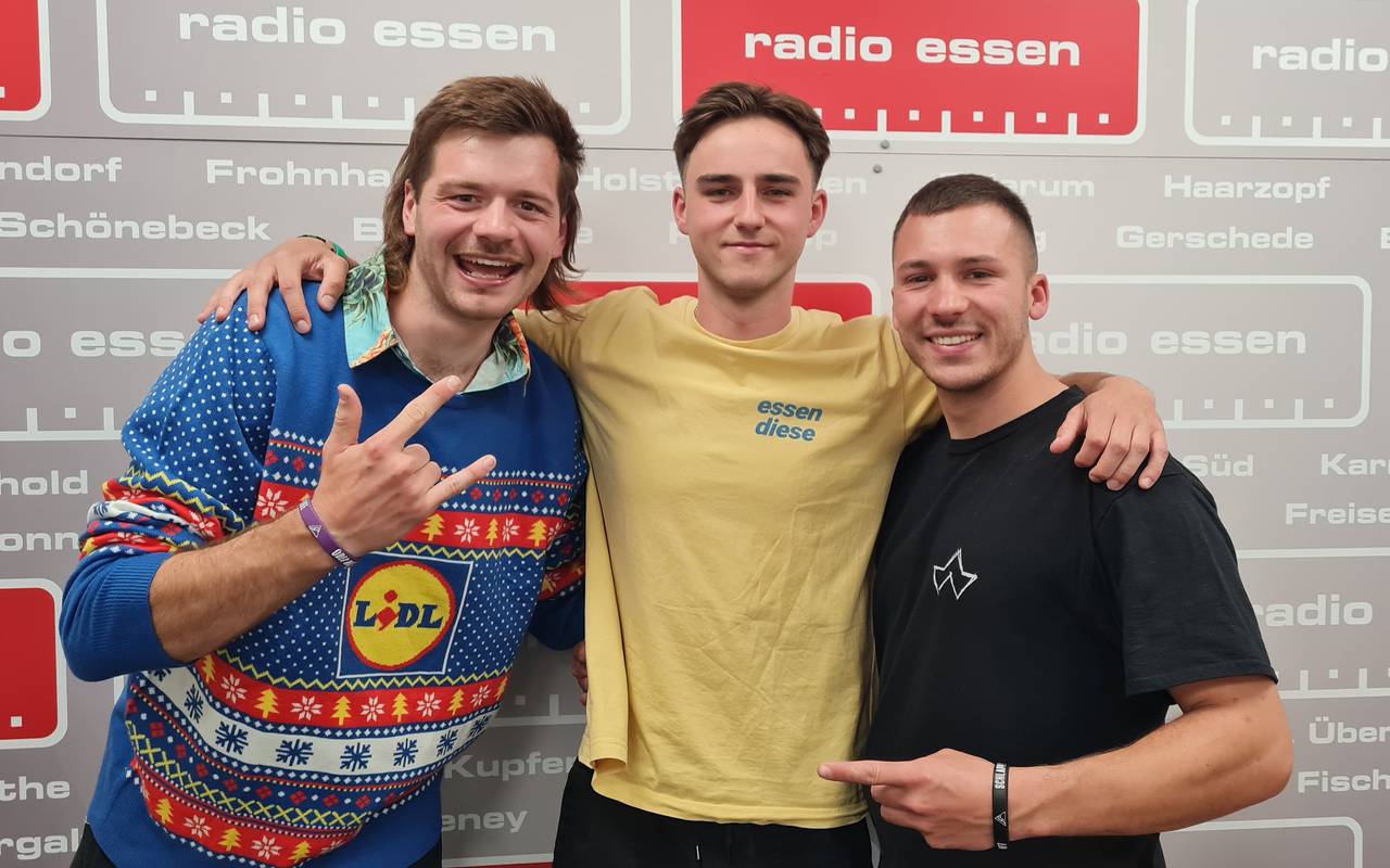 Freerunning Schlappen-radio essen im ohr