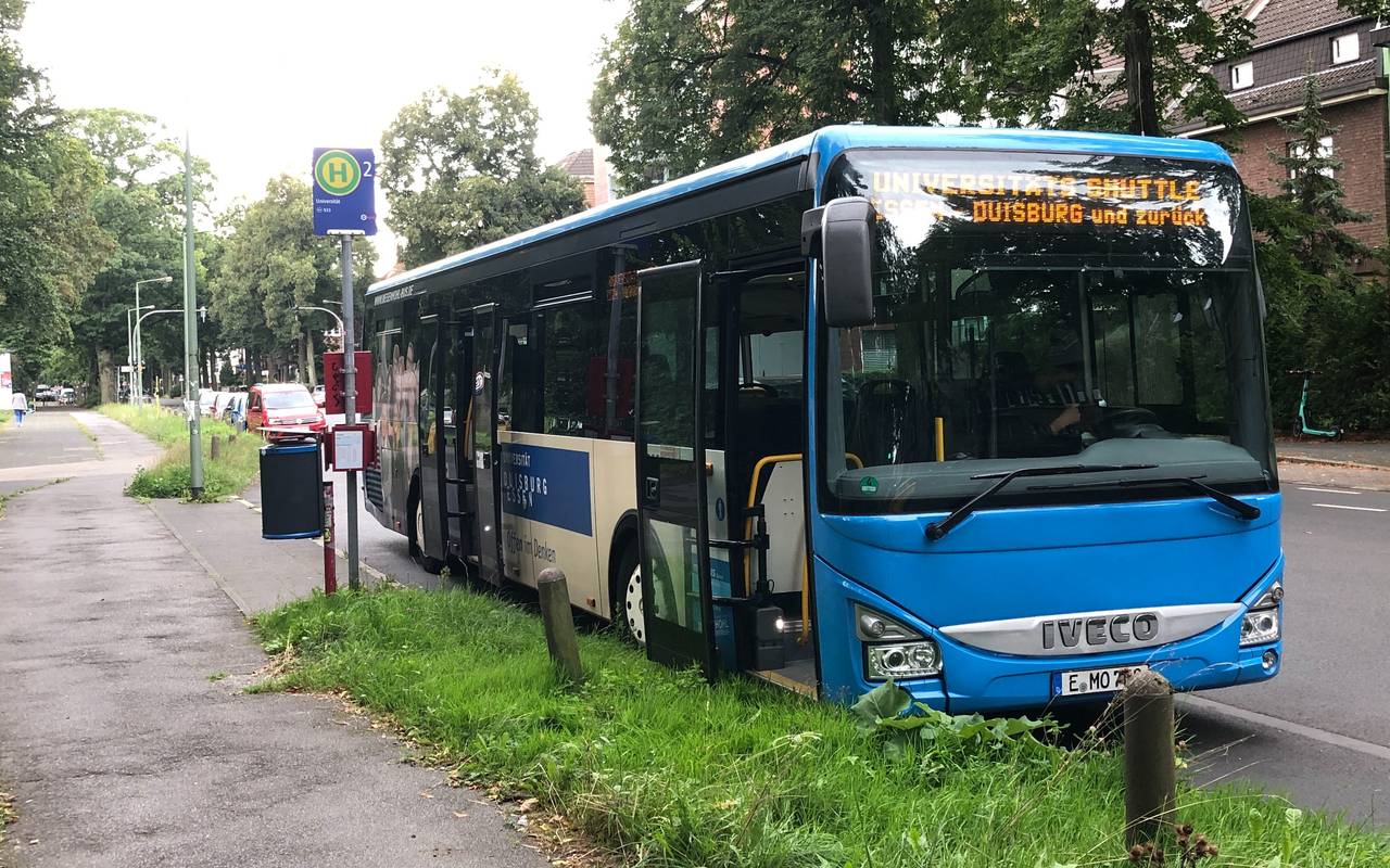shuttle-bus-universitaet-duisburg-essen-radio-essen