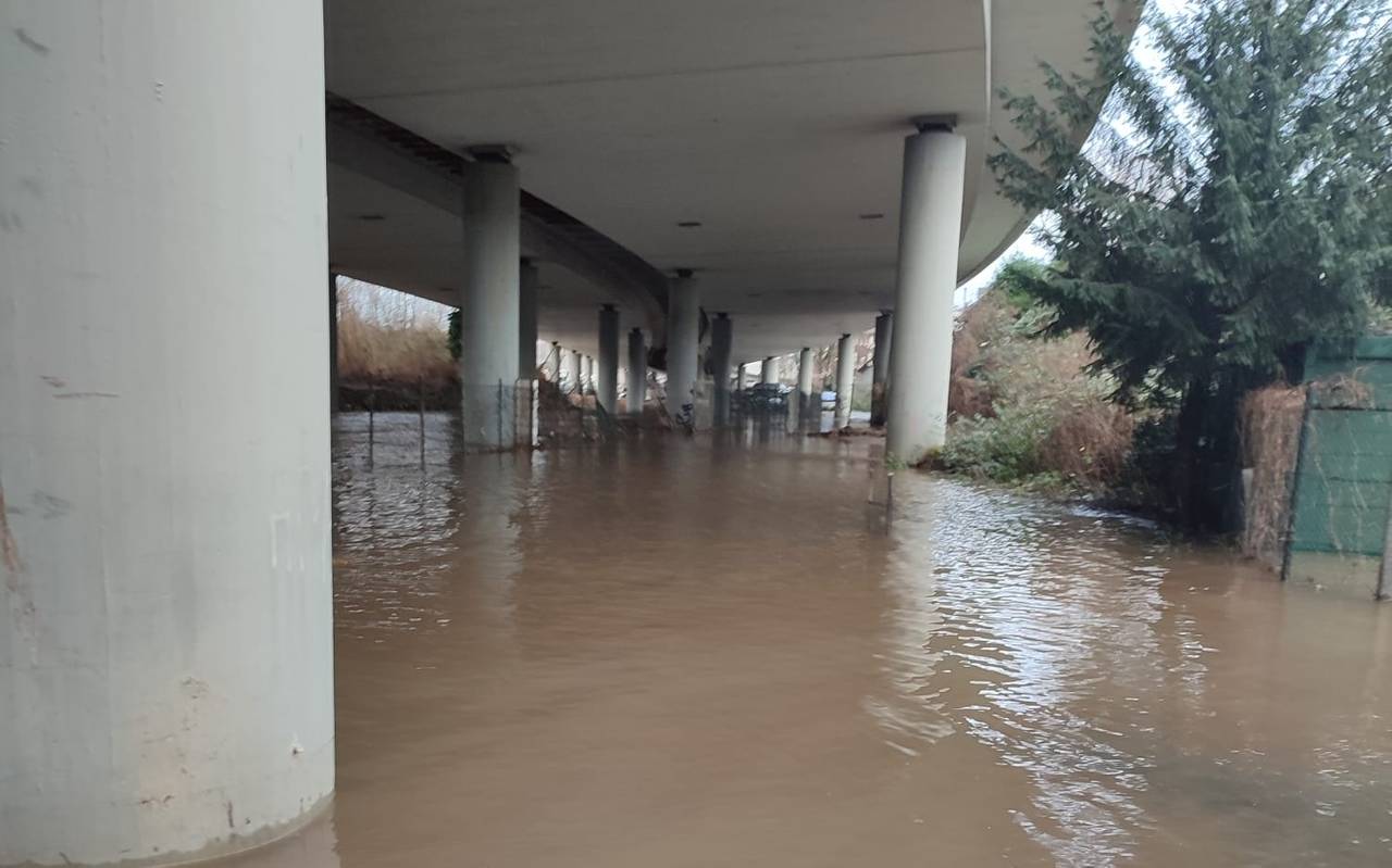 Hochwasser am Deilbach in Essen-Kupferdreh