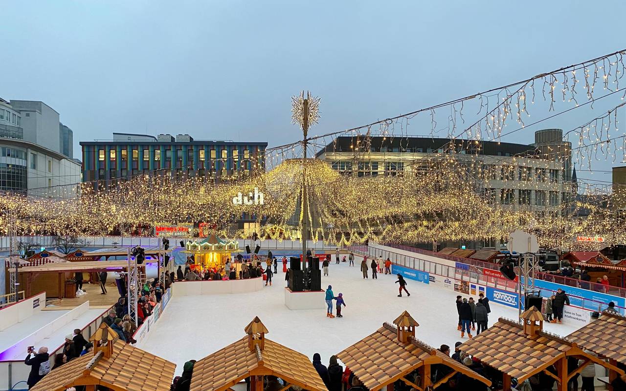 Der Wintertraum in Essen 2024 am Kennedyplatz