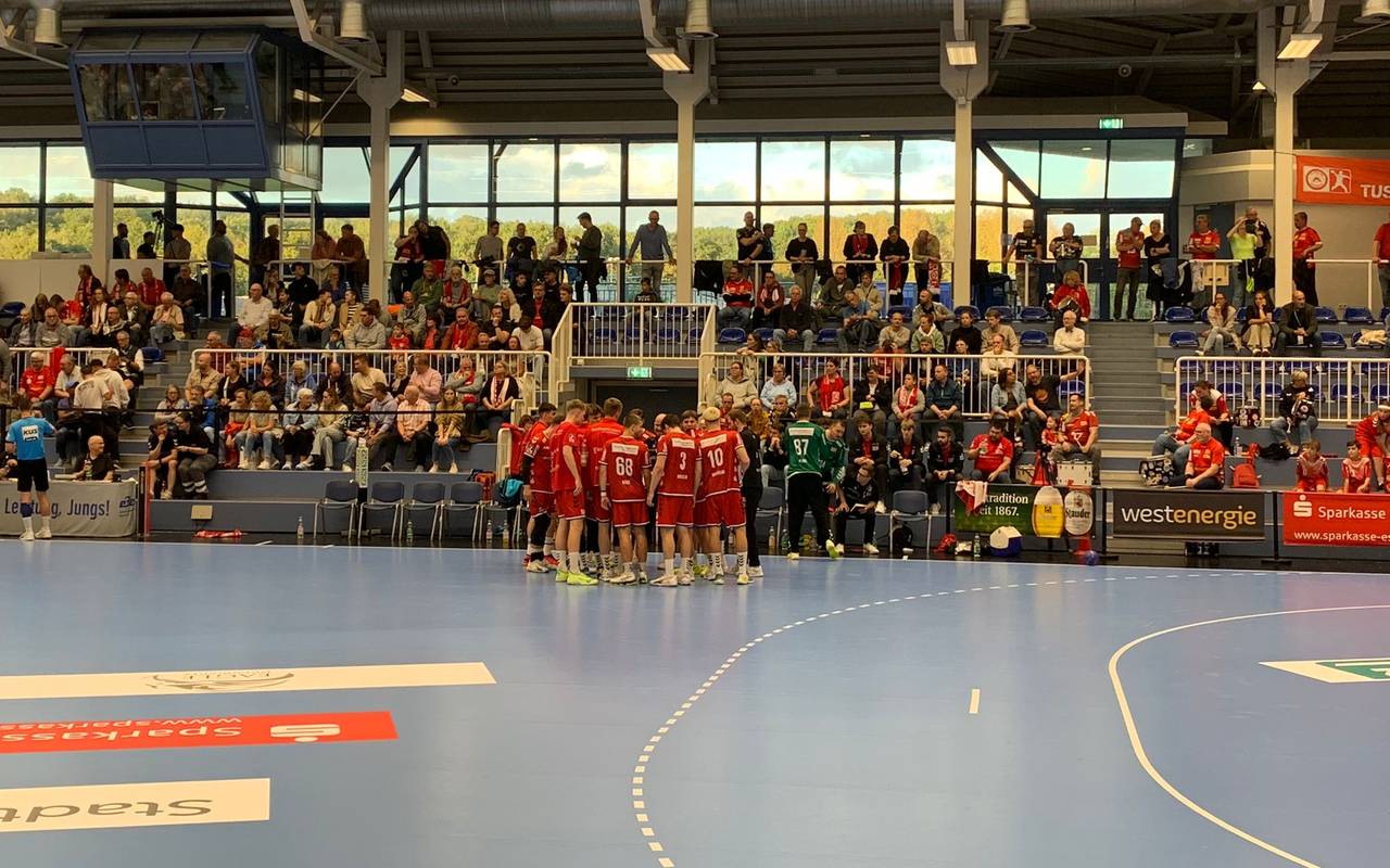 TUSEM Essen beim ersten Heimspiel der Saison 2024/25.