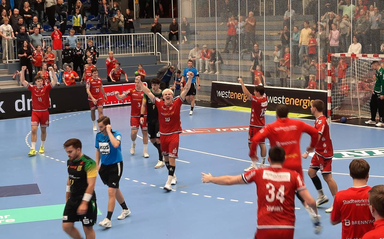Der TUSEM Essen gewinnt das Derby gegen den VfL Eintracht Hagen.