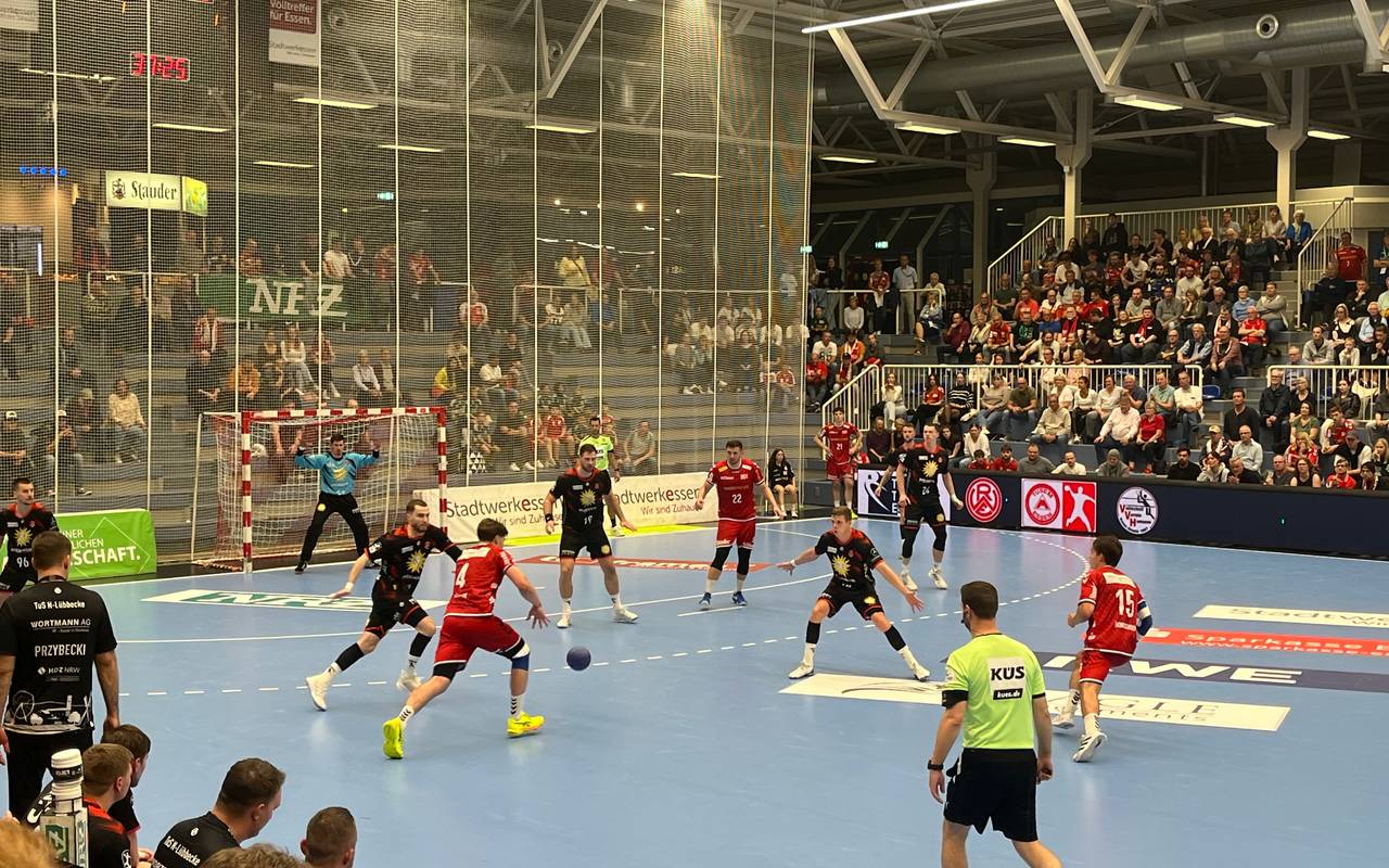 Der TUSEM Essen geht mit Tempo zum Sieg gegen den TuS N-Lübbecke.