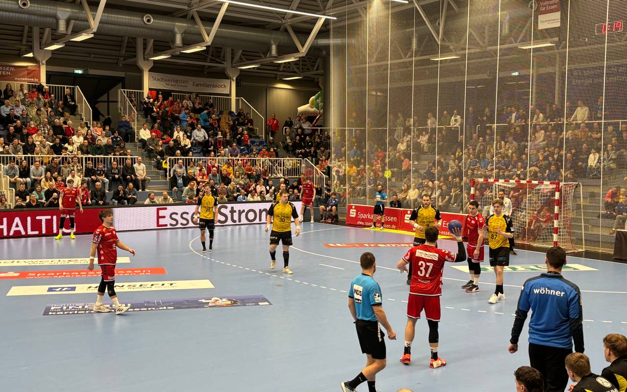 TUSEM Essen gegen den HSC 2000 Coburg.