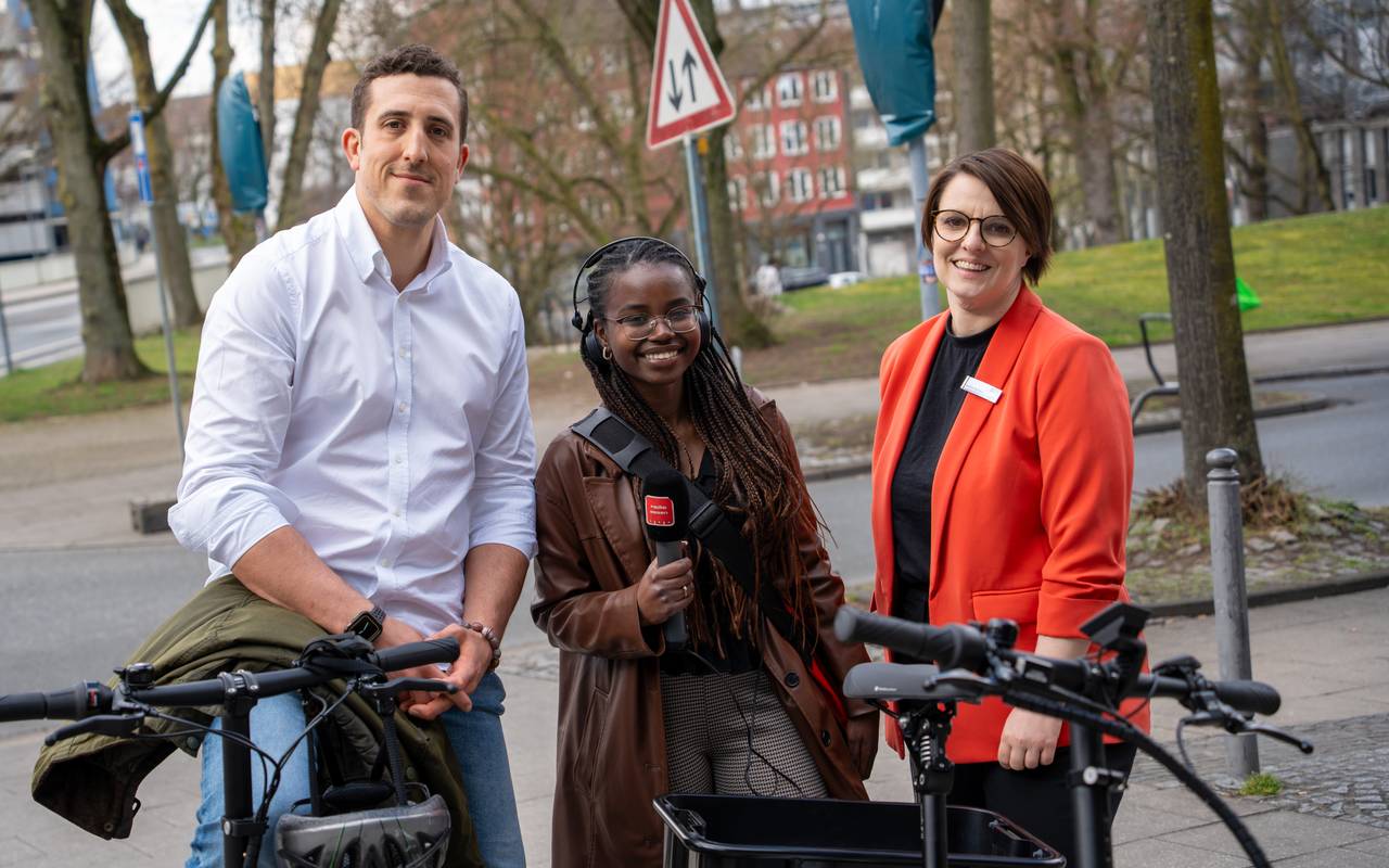 Fahrradfreundlicher Arbeitgeber IHK, 3 Personen mit Fahrrad