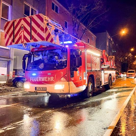 Feuerwerh setzte zwei Drehleitern ein; Foto: Feuerwehr Essen