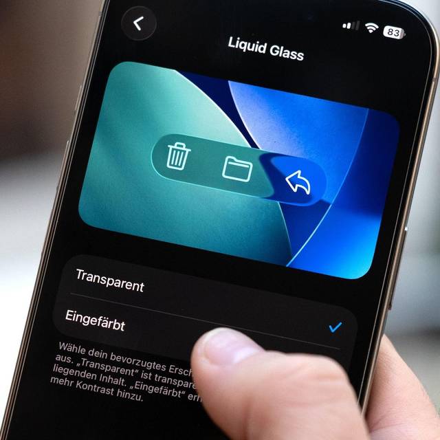 Einstellung des Liquid-Glass-Effekts auf einem iPhone