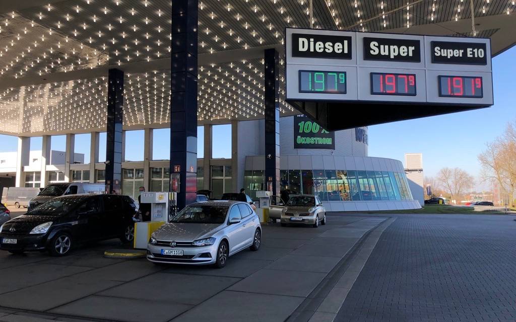 benzin-diesel-tankstelle-sprit-preise-mr-wah-raidio-essen