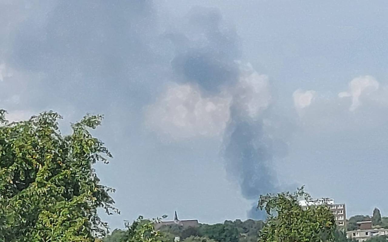 Rauchwolke von Essen aus - Brand in Gelsenkirchen