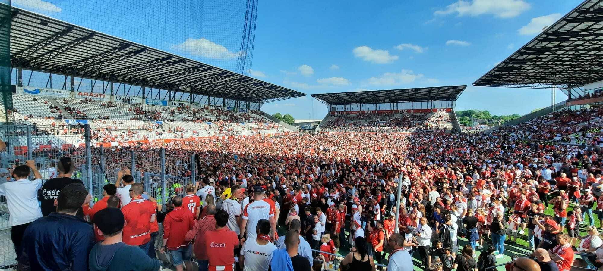 Rot-Weiss Essen: Aufstiegsträume und Mehrwegbecher