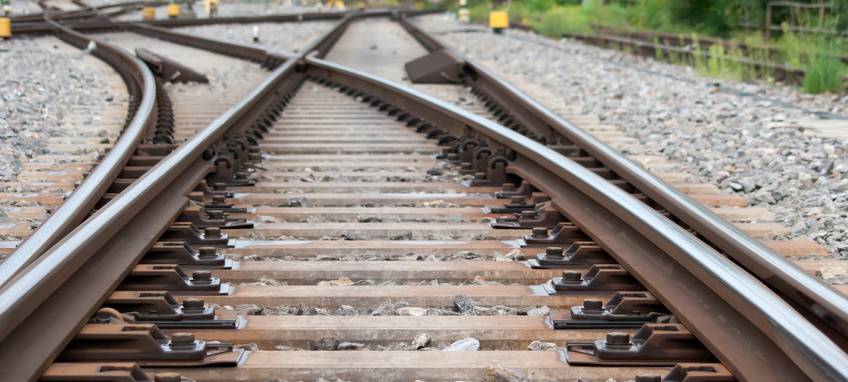 Unbekannte legen in Essen Steine auf Gleise