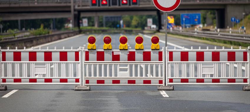 Schwerer Verkehrsunfall bei Essen: A40 gesperrt