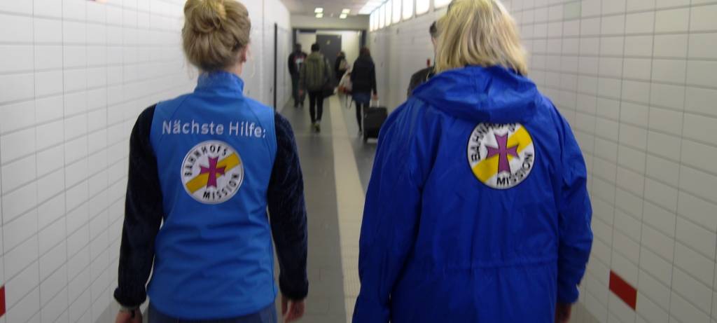 Mitarbeiter der Bahnhofsmission Essen