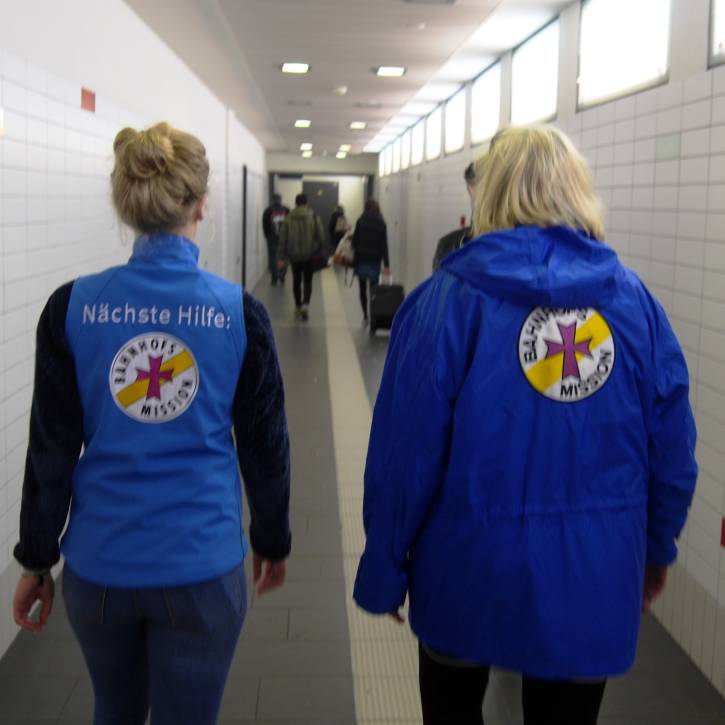 Mitarbeiter der Bahnhofsmission Essen