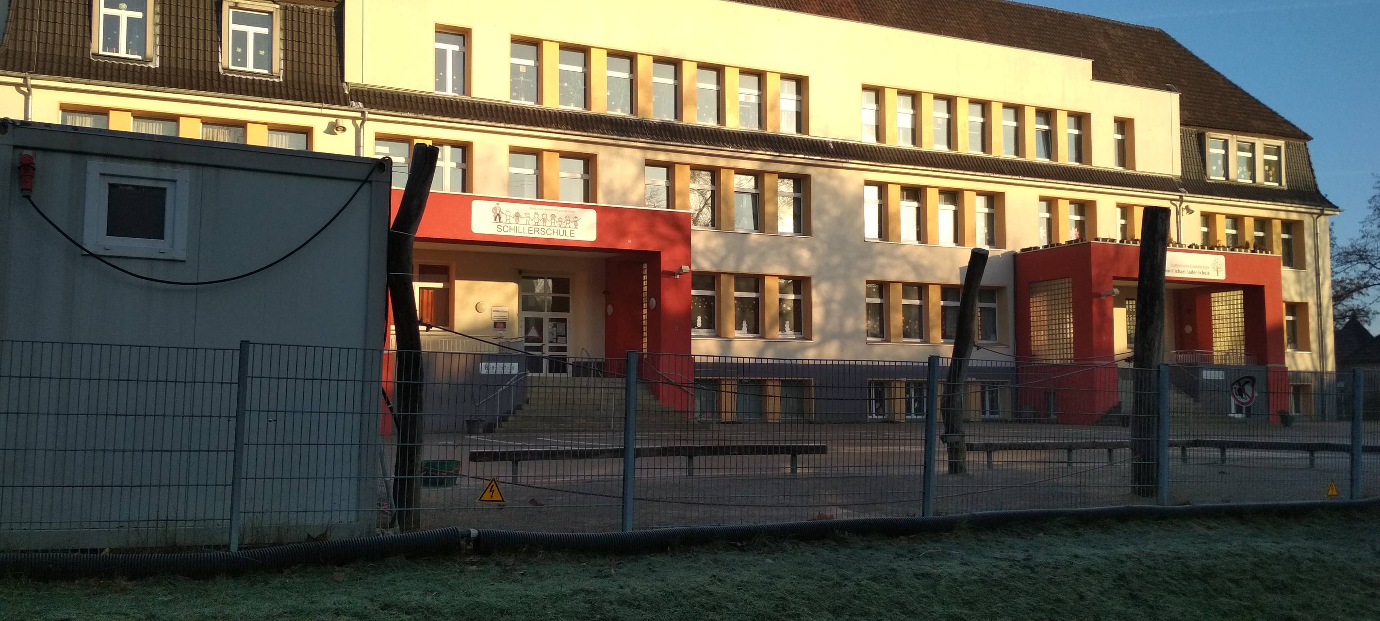 Neue Pläne für schiefe Schule in Essen-Schonnebeck