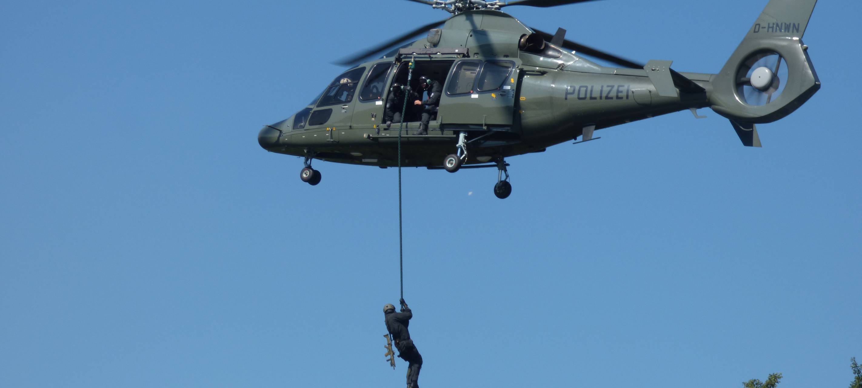 Die Polizei und ihre Spezialeinheiten üben in Essen für mögliche Ernstfälle.