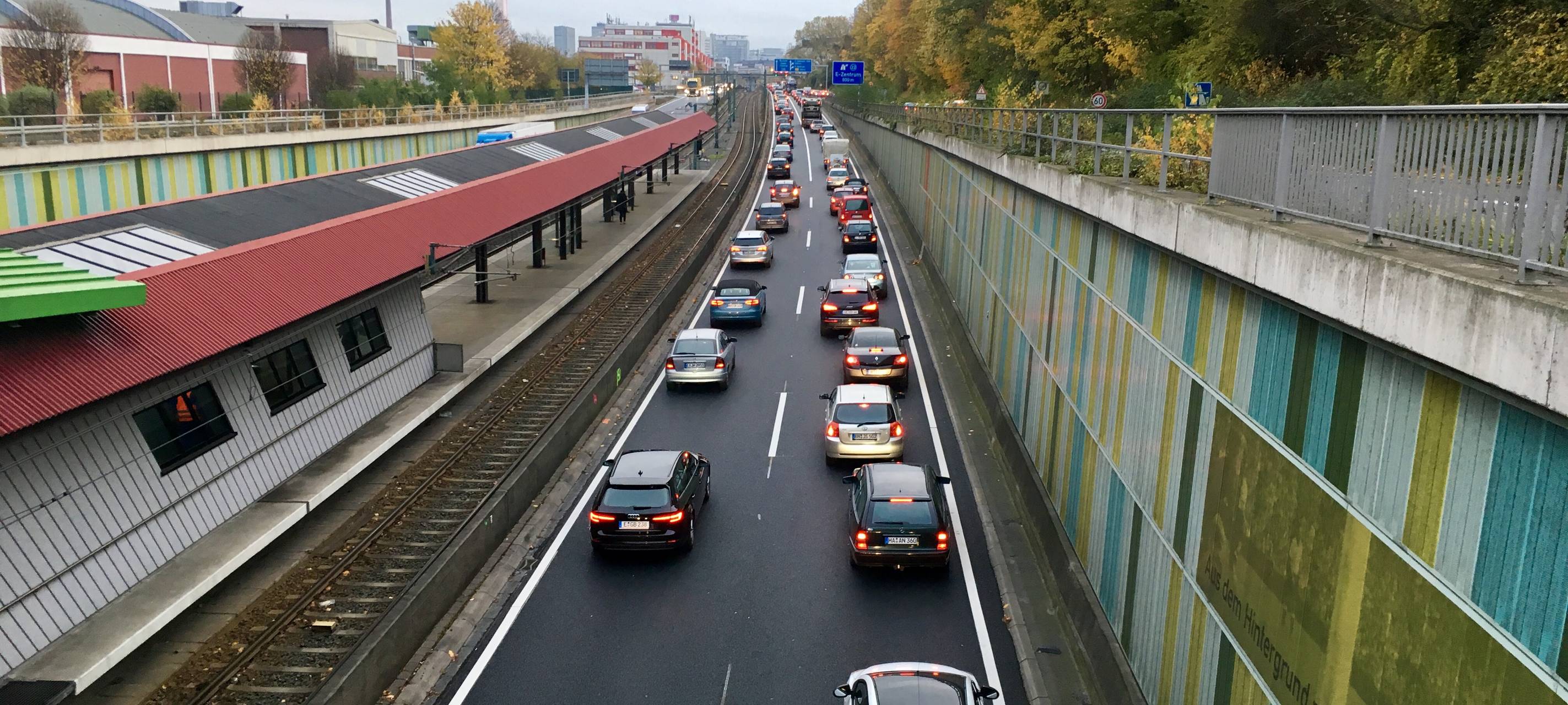 A40 in Essen bleibt Stau-Autobahn Nummer 1